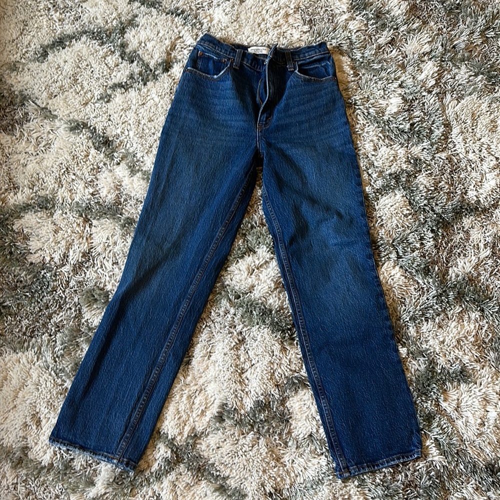 Abercrombie Ultra High Rise 90s Straight Jeans